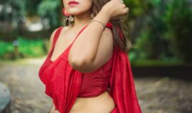 Vaanya +971588490322