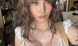 Top Level Indian Escort Girls Model in Abu Dhabi +971588427980